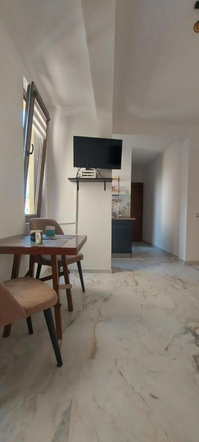 Atonika Apartments Μπίτολα Εξωτερικό φωτογραφία